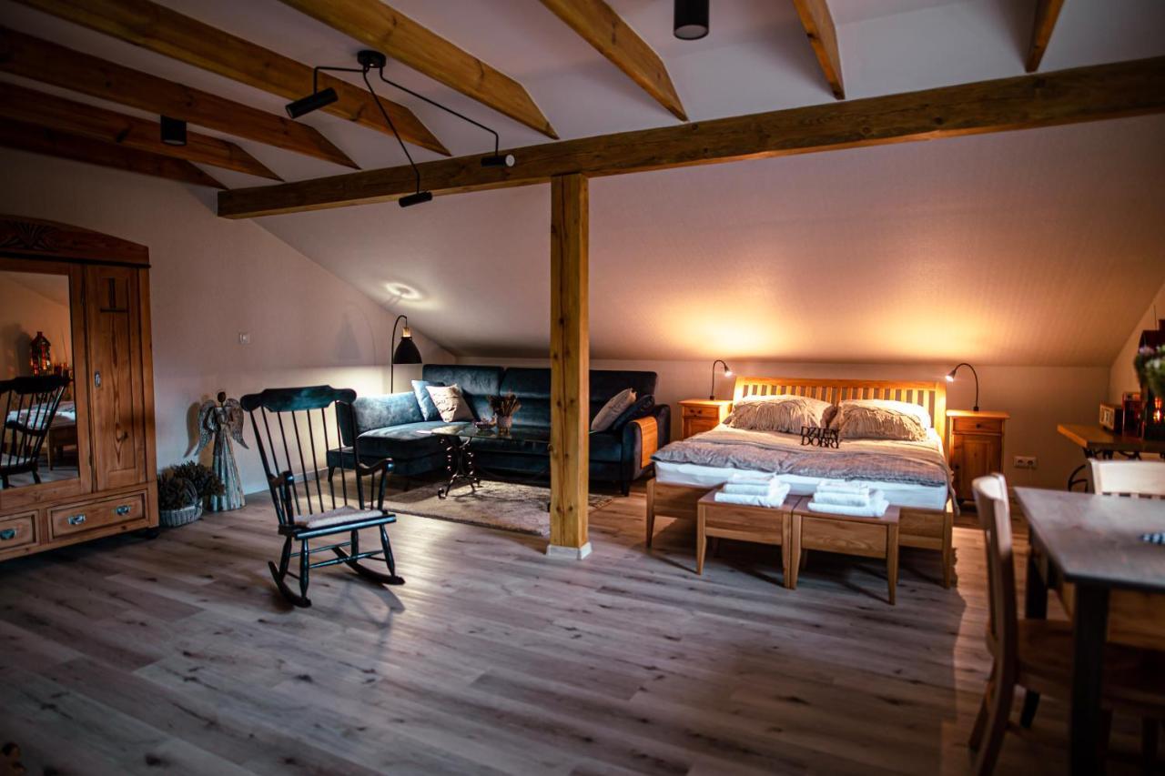 Hortus Apartament Z Klimatyzacja โบเลสวาเวียส ภายนอก รูปภาพ