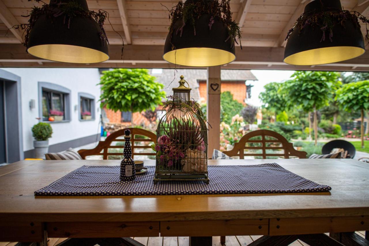 Hortus Apartament Z Klimatyzacja โบเลสวาเวียส ภายนอก รูปภาพ